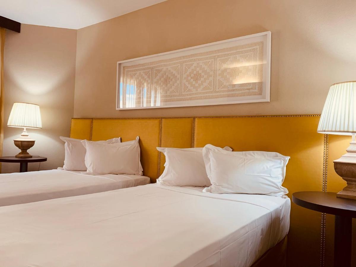 Sala de Jogos - Picture of Ouro Minas Hotel Belo Horizonte, Dolce